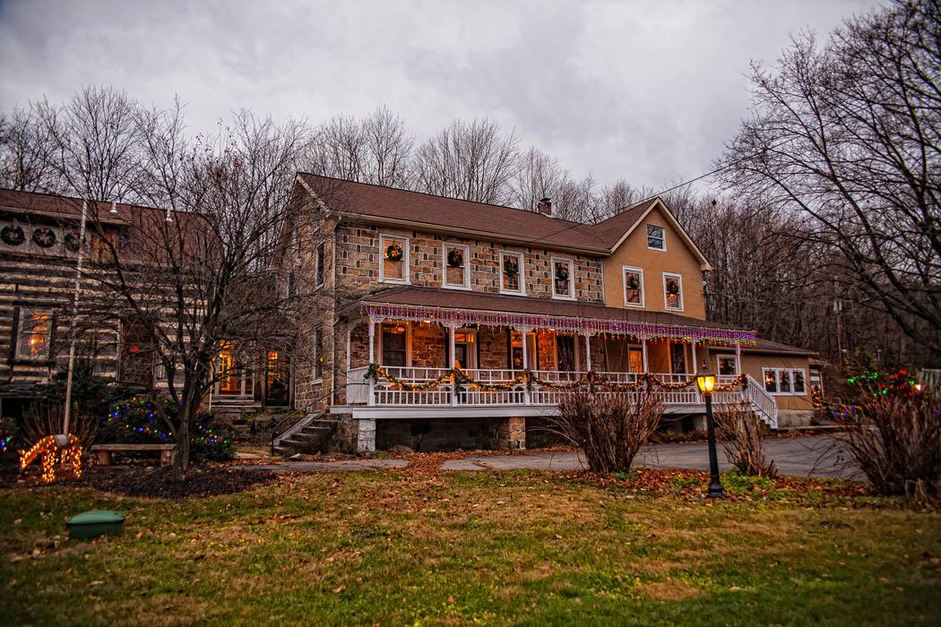 The inn exterior in the evening